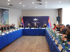 Одржана седница Владе на Тари, Мацут се састао са Минићем