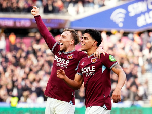 Три велика бода за Вест Хем, лоша представа Сандерленда у Лондону