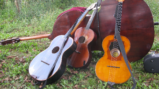 Од злата јабука:  Издања ПГП РТБ-а 1975. године