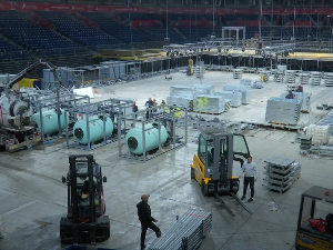 Служио је за тријумф „делфина" а сада базен у Београдској арени треба расклопити и вратити – како то изгледа