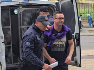 За Милошем Меденицом расписана национална потерница