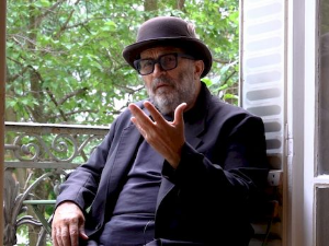 Авангарда - језик лудости: Изнад реалног