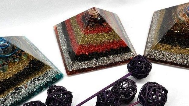 Еко минијатуре: Чаробни свет кристала - оргонит