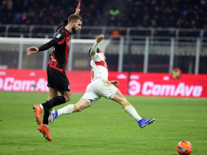 Милан преживео меч са Ђеновом, Интер ипак одмиче на челу Серије А