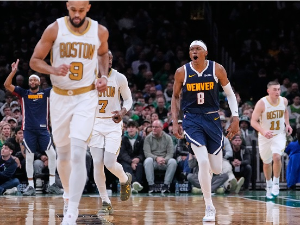 Денвер наставља да побеђује без Јокића, Бостон пао у "Гардену"