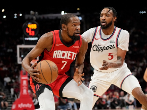 Дурент водио Рокетсе до победе над Клиперсима