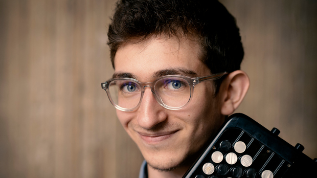 Век хармонике – Жилијен Ботан