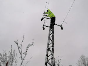 Мећава донела 20 центиметара снега на Златибору; кварови на електромрежи у западној и централној Србији