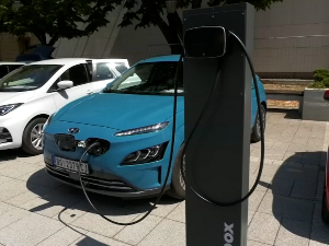 Европа убрзава ка електричним возилима, Србија још у другој брзини 