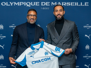 Сенегалац Беје на клупи Олимпика из Марсеја