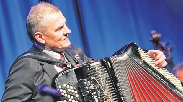 Искорак у вечност, колаж