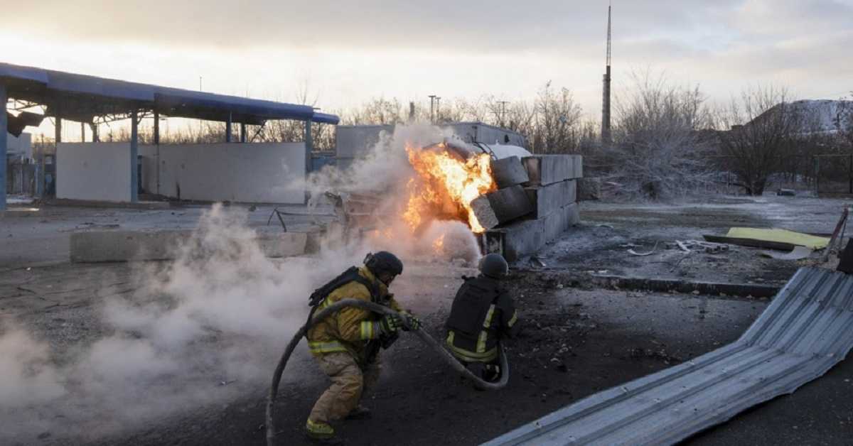 Њујорк тајмс: Трамп жели да постигне решење за рат до новембра; Шведска шаље пакет помоћи Украјини