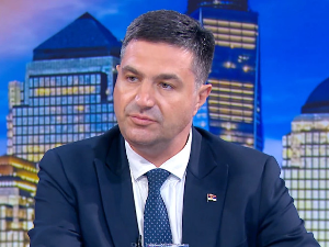 Градоначелник Ниша Драгослав Павловић спречио пљачку у драгстору