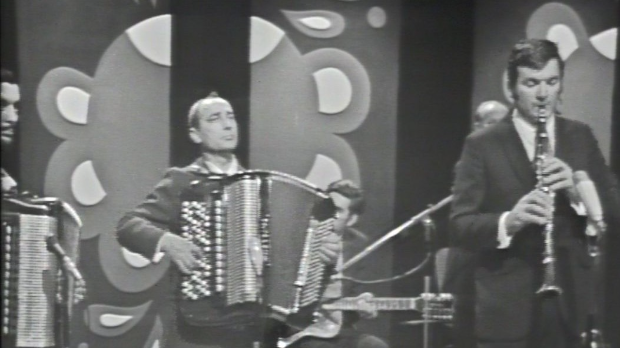 Песмом да ти кажем: Јовица Петковић