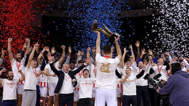 Звезда наставила доминацију, стотка против Меге за шесту 