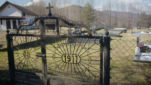 Заменик градоначелника Врбовског за РТС: Запрепашћени смо уништавањем старих крстова на гробовима котарских Срба