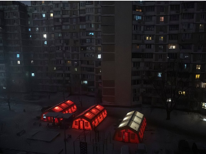 РТС у Кијеву – грађани у шаторима и мраку чекају струју и мир