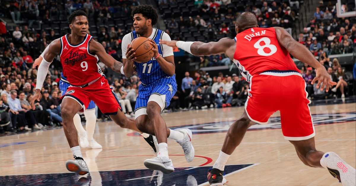 Клиперси губе, Богдановић не мрда са клупе