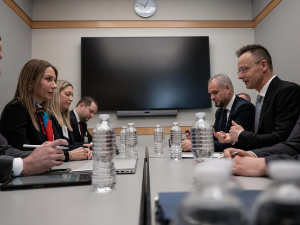 Сијарто: Мађарска и Србија убрзавају изградњу нафтовода