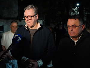 Вучић обишао Дачића на Клиници за пуломологију: Ситуација тешка