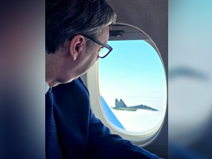 Председник Вучић сигао у Казахстан, 