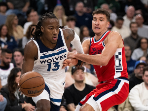 Богдановић скроман у поразу Клиперса против Минесоте