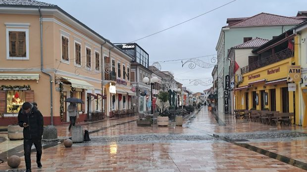 Живот у Албанији