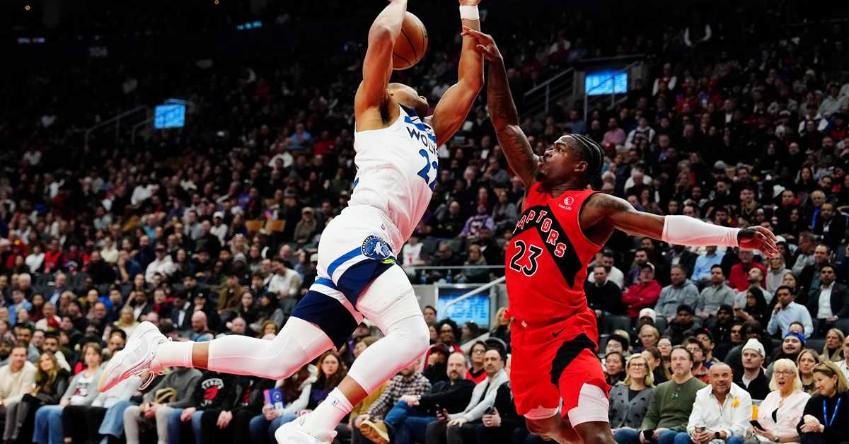 Минесота после 22 године славила у Торонту