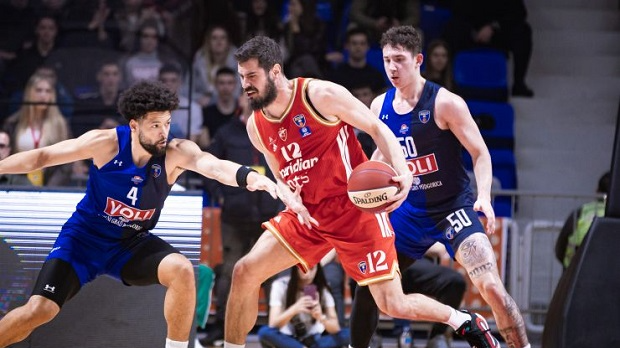 Звезда тријумфално напустила 