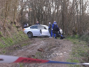 Убијен мушкарац у Крагујевцу, у аутомобилу се налазили жена и двоје деце