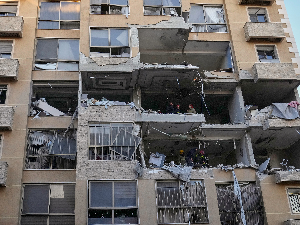 Погођена стамбена зграда у центру Бејрута; Пресретнуте ракете у Катару