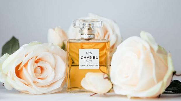 Изабел Фимејер: Коко Шанел – тајанствени парфем (12)