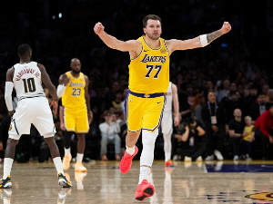 Дончић играч недеље на Западу, Адебајо историјском партијом заслужио то на Истоку