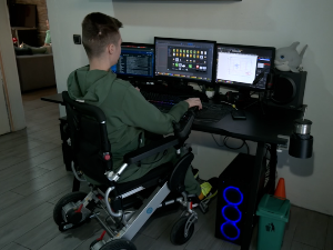 И поред Дишенове мишићне дистрофије, млади из Удружења "Бољи живот" раде и помажу другима