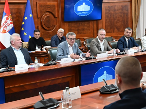 Гламочић: Договорене конкретне мере са млекарима за стабилизацију тржишта