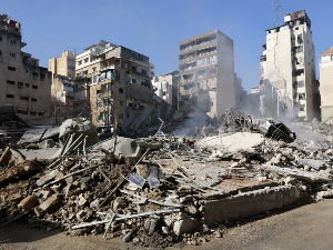 Не јењавају сукоби на Блиском истоку; Руте: НАТО савезници разматрају начине отварања Ормуског мореуза