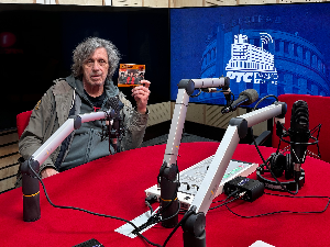 Слушај 'вамо!