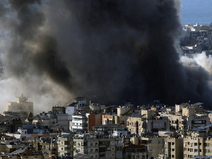 Експлозије у Дохи; Централна команда САД: Уништени сви бродови Ирана у Оманском заливу; Ердоган позива на мир