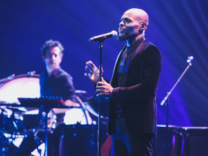 Кери Џејмс: Потрага једног песника