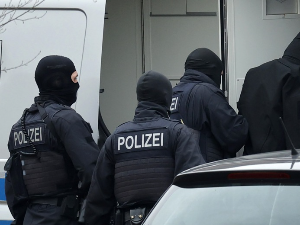 Заплењено више од 3.000 килограма кокаина у Холандији, ухапшено осам особа