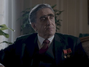 Тито-између истока и запада