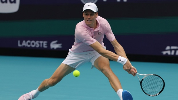 Први после Ђоковића и Федерера - Синер у Мајамију комплетирао 