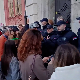 Завршен вишесатни претрес Ректората због смрти студенткиње; сукоб грађана са полицијом на Студентском тргу