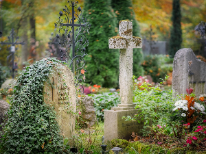 „Топаловићи“ из Илиноиса – вадили сандуке из земље, па поново продавали гробна места