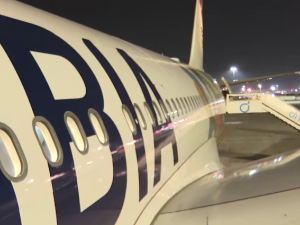 Авион "Ер Србије" са 267 путника из Дубаија слетео у Београд