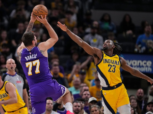 Лука Дончић пропушта део плеј-офа, Лејкерси ослабљени улазе у најважнији део сезоне