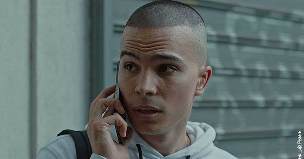 У клинчу, 1С 26-30