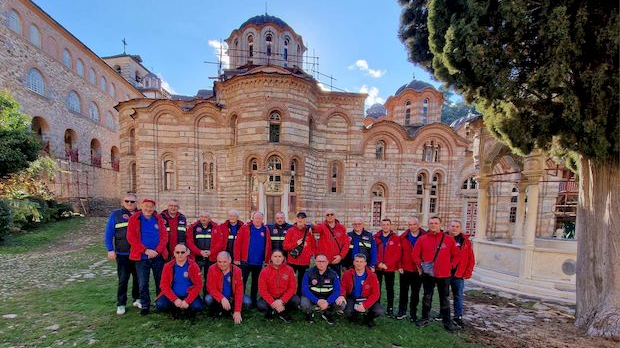 Траг: Хиландарска трагања 