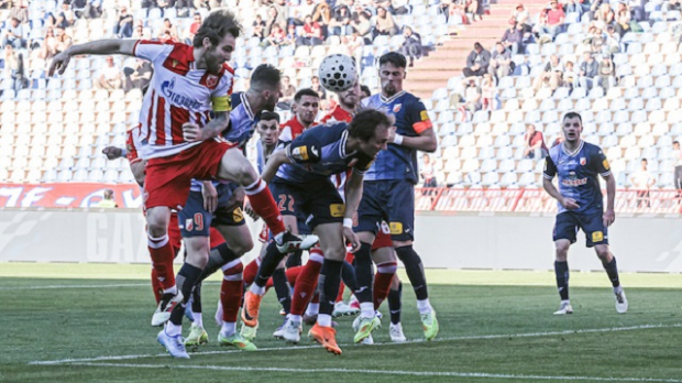 Пет голова, црвени картон Војводине и поново Катаи - дерби кола припао Звезди