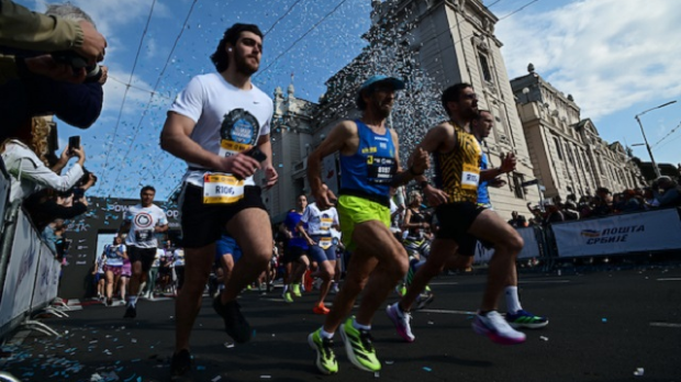 Почела маратонска трка